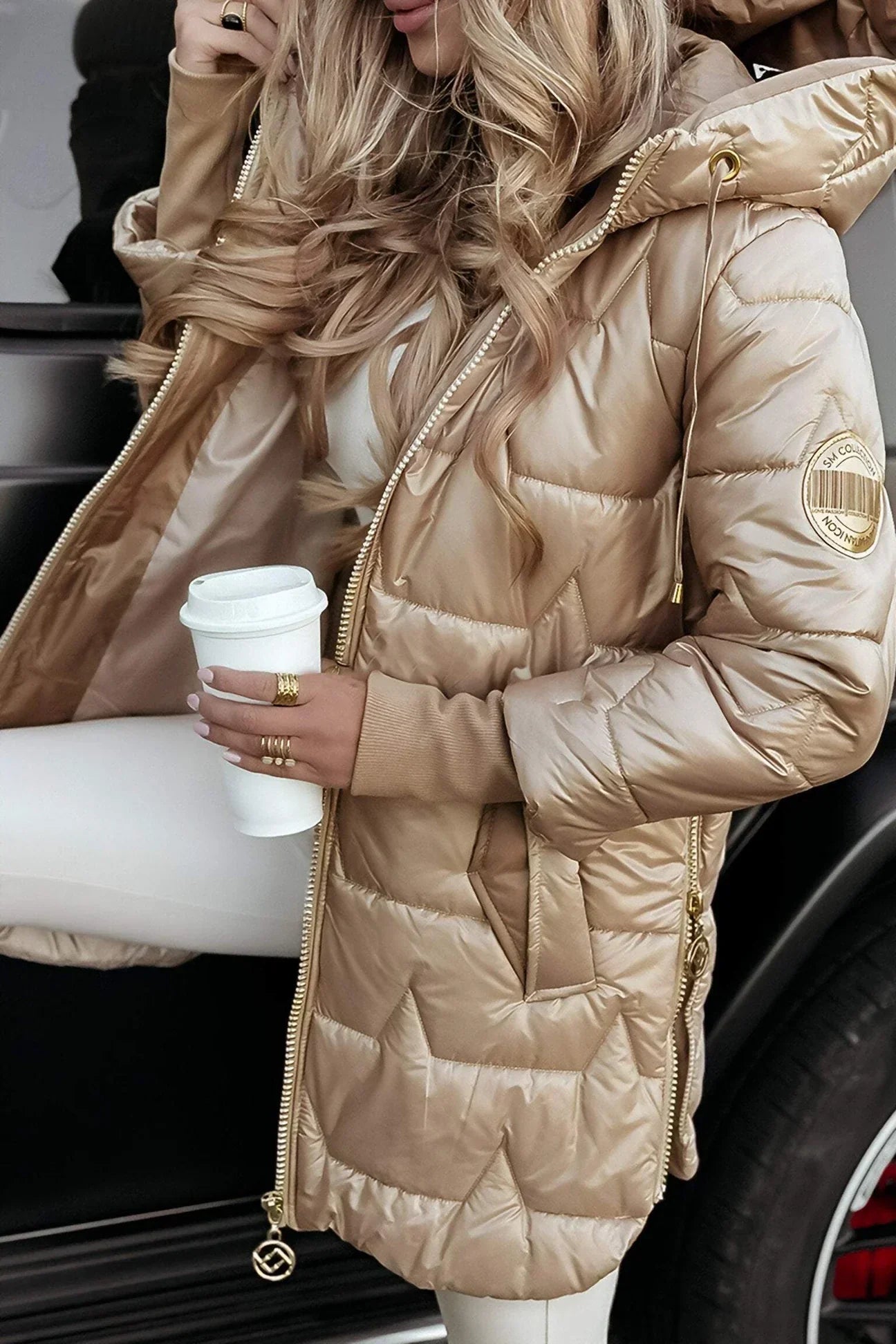 Savrani™ | Cappotto invernale elegante con cappuccio e imbottitura