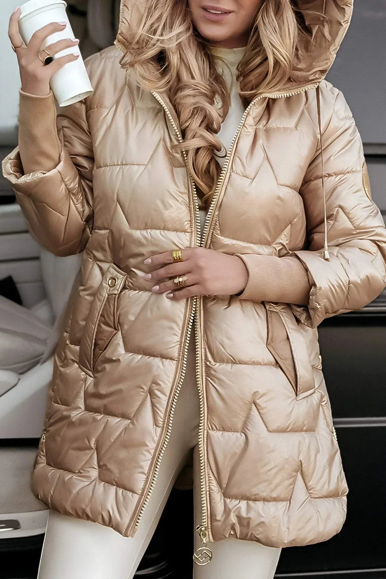Savrani™ | Cappotto invernale elegante con cappuccio e imbottitura