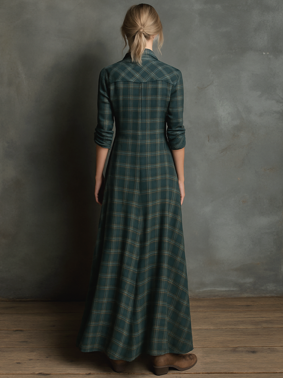 Savrani™ | Abito lungo a righe con collo